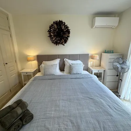 Sunset Rooftop Terrace Daire