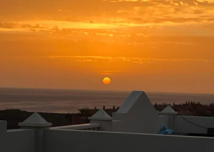 Sunset Rooftop Terrace Daire *